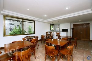 Image 28 - 930903