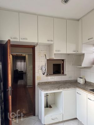 Image 3 - 930907
