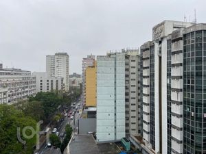 Image 10 - 930933