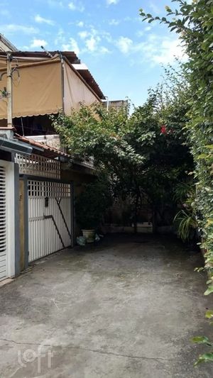 Image 9 - 930942