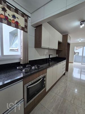 Image 19 - 930943