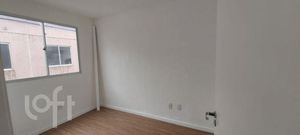 Image 4 - 930957