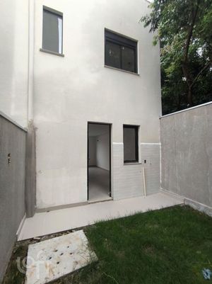 Image 5 - 931068