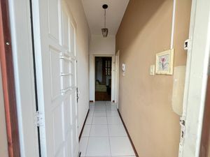 Image 9 - 931090