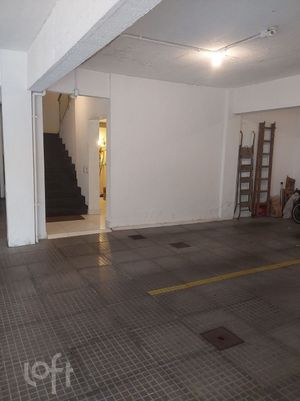 Image 3 - 931092