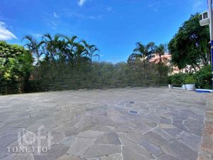 Image 34 - 931125