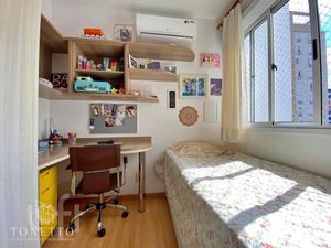 Image 13 - 931125