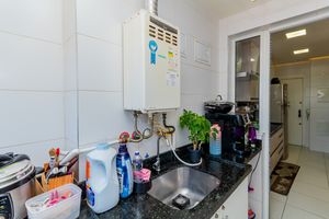 Image 17 - 931152