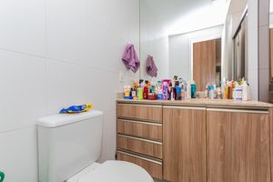 Image 30 - 931152