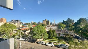 Image 22 - 931188