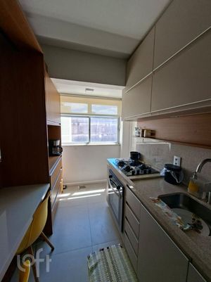 Image 6 - 931219