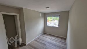 Image 4 - 931339