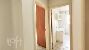 Image 19 - 931350