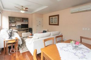 Image 1 - 931351