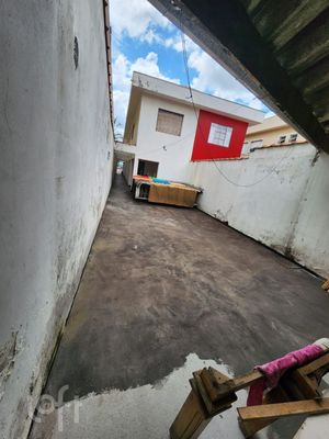 Image 25 - 931391