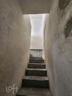 Image 12 - 931391