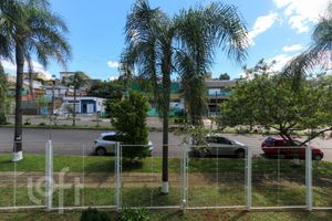 Image 1 - 931410