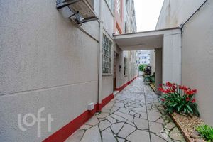 Image 23 - 931426