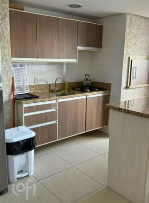Image 7 - 931437