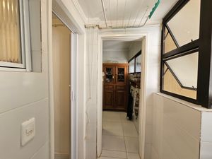 Image 11 - 931451