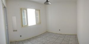 Image 3 - 931458