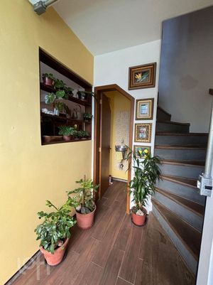 Image 23 - 931476