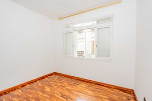 Image 7 - 931478