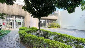 Image 19 - 931491