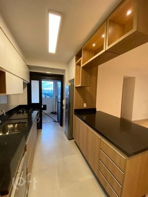 Image 3 - 931510