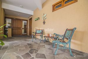 Image 7 - 931547