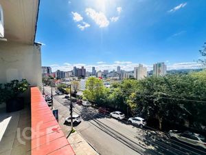 Image 4 - 931550
