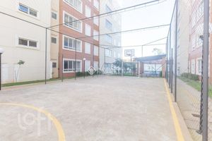 Image 33 - 931570