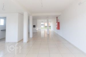 Image 38 - 931570
