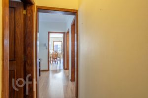 Image 8 - 931612