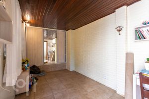 Image 32 - 931612