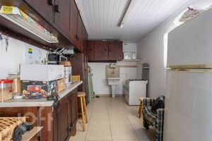 Image 35 - 931612