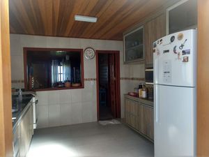 Image 5 - 931618