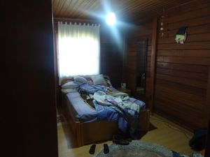 Image 18 - 931618