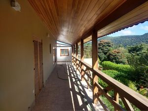 Image 25 - 931618