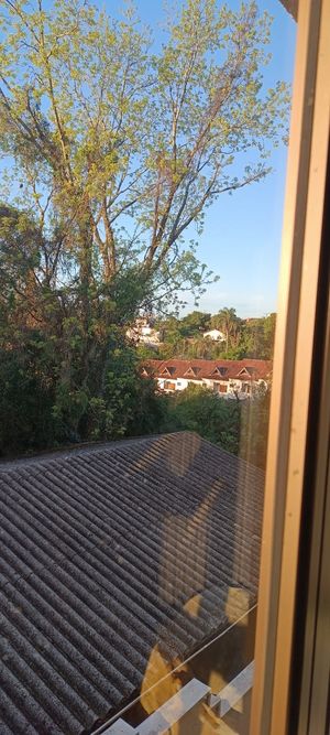 Image 2 - 931641