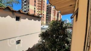 Image 4 - 931642