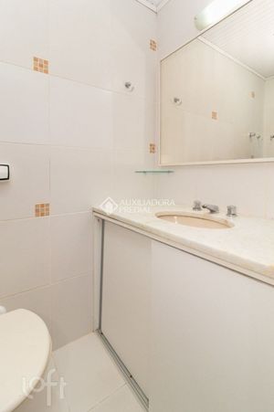 Image 12 - 931663