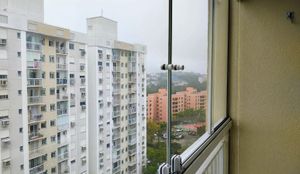 Image 17 - 931678
