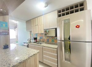 Image 3 - 931678