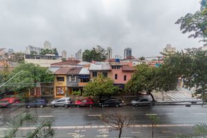 Image 4 - 931680