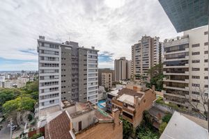 Image 9 - 931699