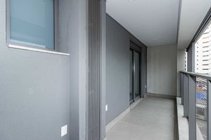 Image 32 - 931703