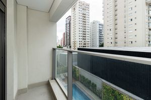 Image 15 - 931703