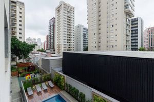 Image 16 - 931703