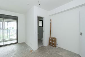 Image 31 - 931703